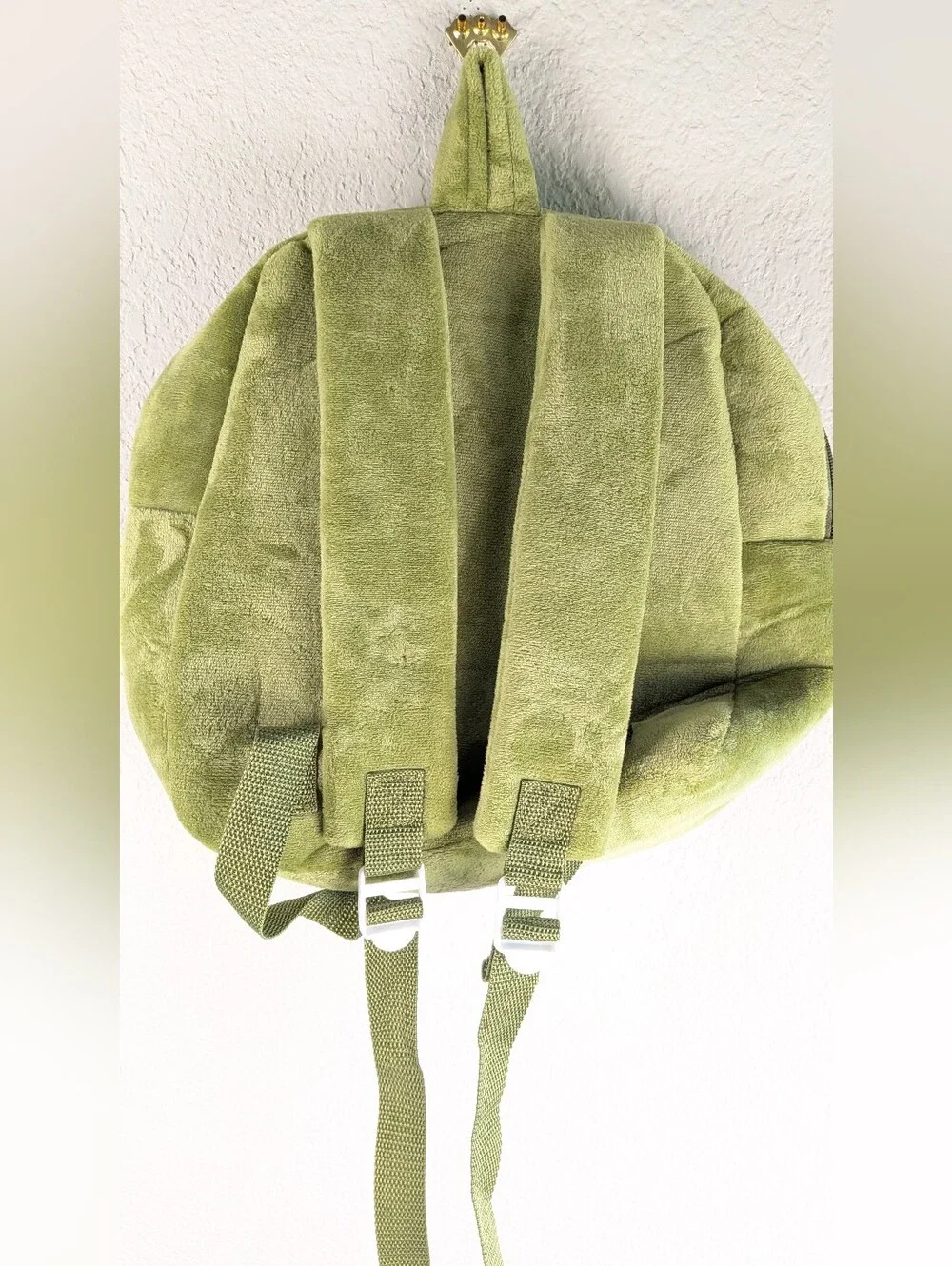 Kids Plush Dinosaur Backpack Zippered Mouth Pocket Green 3+ Unused Condition